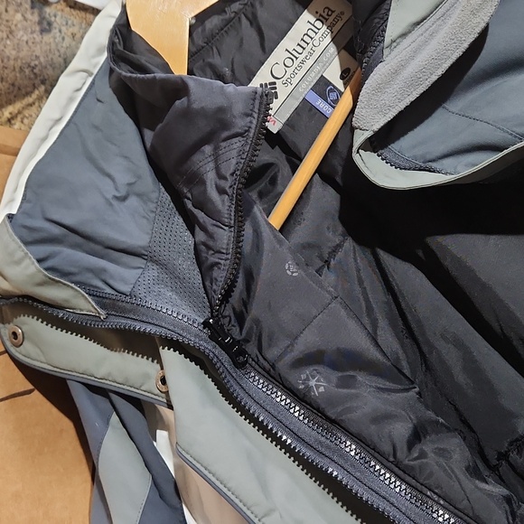 Columbia Double Layer Winter Coat - Picture 4 of 4